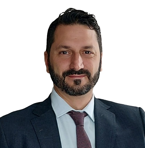 CAPITÁN GONZALO MERA TRUFFINI